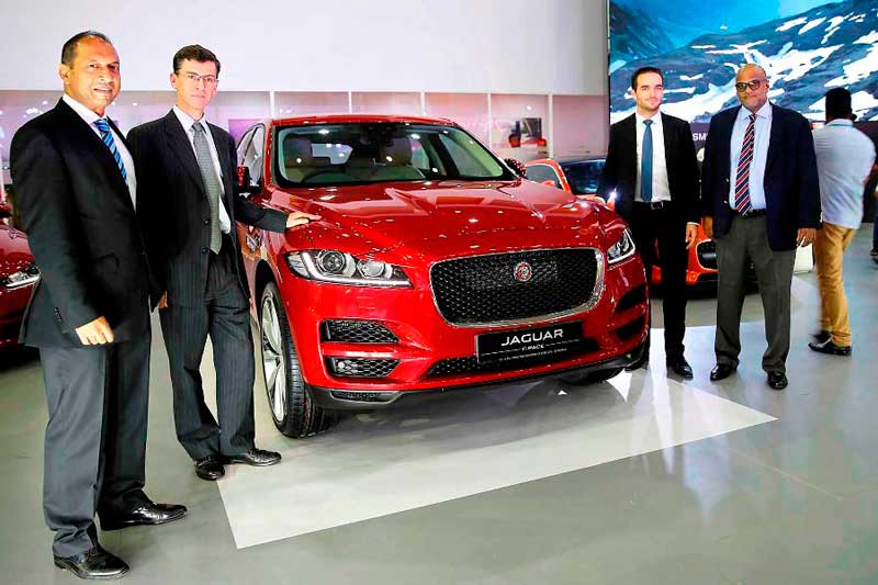 Jaguar-Land-Rover-Revs-Up-CMTA-Motor-Show-02