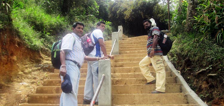 Sri-Pada-steps—April-2015