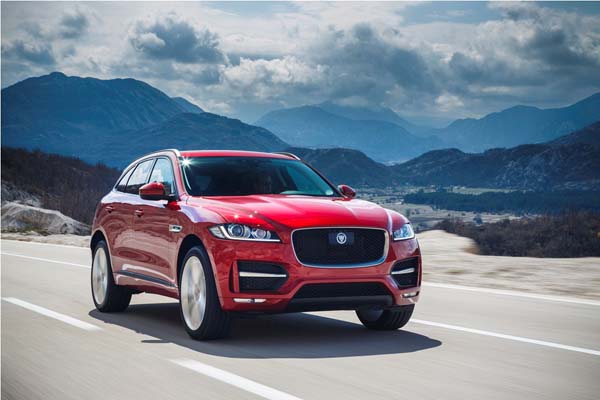 Jag_F-PACE_ItalianRacingRed_003