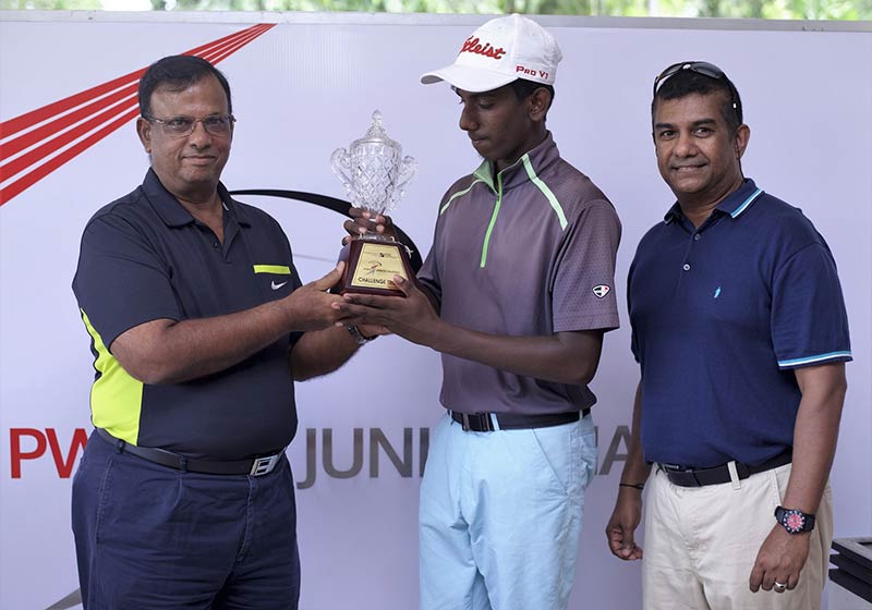 6—Trophy-Winner-with-Prabodha