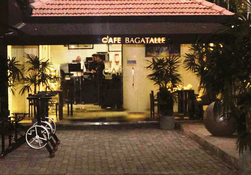 Cafe-Bagatalle-01