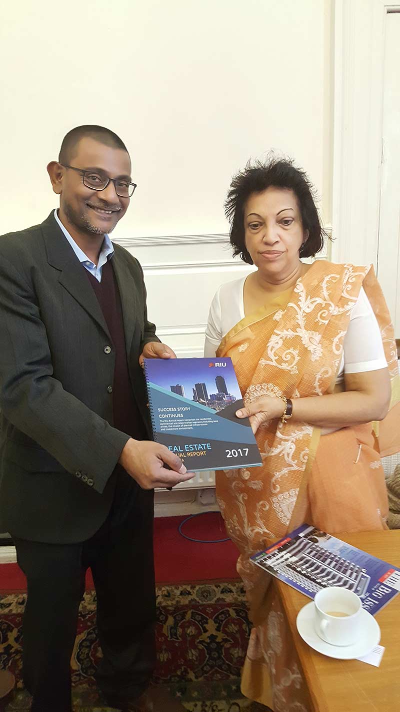 Roshan-Madawela-with-the-British-High-Commissioner-for-Sri-Lanka