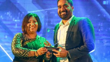 Alagan-Mahalingam-wins-ICT-Entrepreneur-of-the-Year-Award