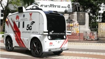 02. A 5G-powered unmanned vehicle at Bangkok’s Siriraj Hospital.